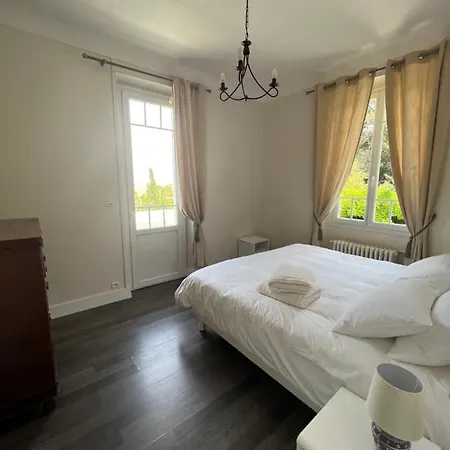 Charming Villa Piscine , Proche Mer Cap D'Antibes ヴィラ *